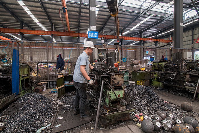 延安网架配件-螺栓球加工车间